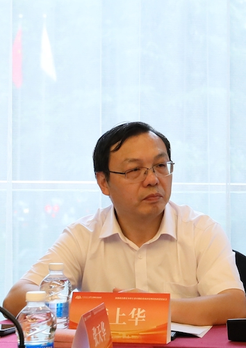 马院副院长龚上华发言